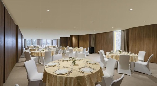 voco Doha West Bay Suites, an IHG Hotel image 12