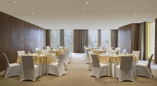 voco Doha West Bay Suites, an IHG Hotel image 19